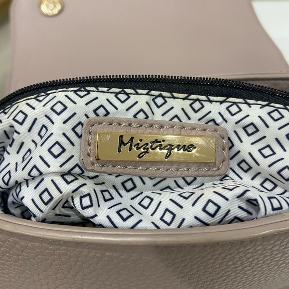 Miztique Averie BackPack - Picture 8 of 8